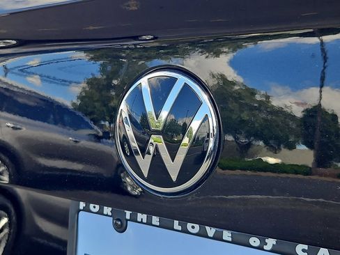 Used 2024 Volkswagen Jetta SE FWD image 25