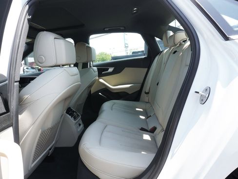 Used 2022 Audi A4 2.0T Premium Plus AWD/4WD image 34