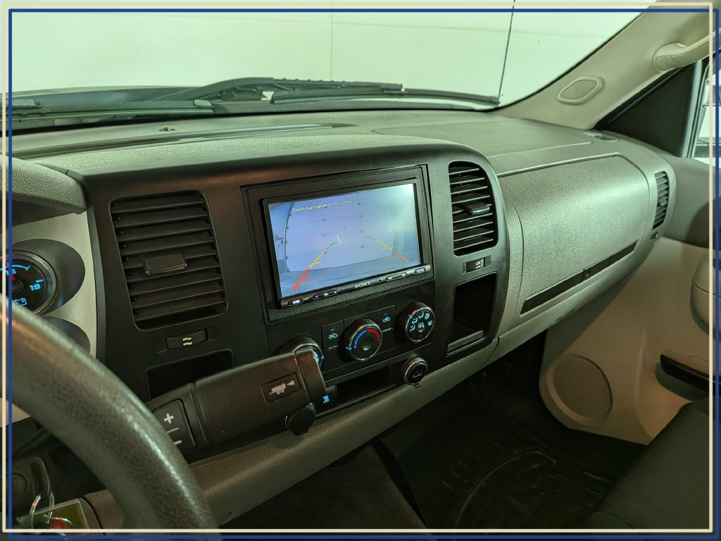 Used 2011 GMC Sierra 2500 W/T w/ Snow Plow Prep Package AWD/4WD image 21