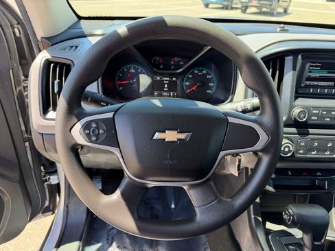Used 2016 Chevrolet Colorado W/T w/ WT Convenience Package RWD image 18