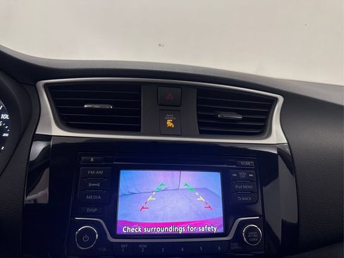 Used 2018 Nissan Sentra SR FWD image 37