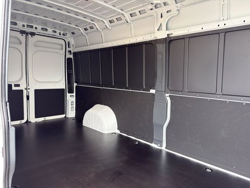 New 2026 RAM ProMaster 3500 w/ Convenience Group image 26
