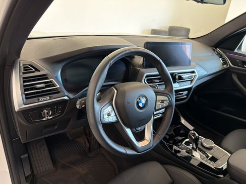 Used 2024 BMW X3 xDrive30i w/ Premium Package AWD/4WD image 4