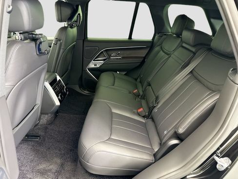 New 2026 Land Rover Range Rover SE AWD/4WD image 19