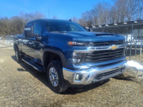 Used 2025 Chevrolet Silverado 2500 LT w/ Convenience Package image 1