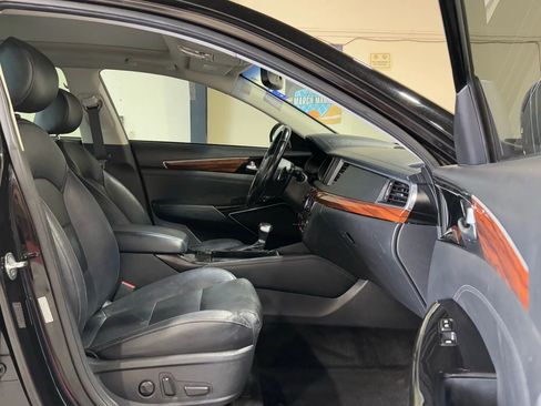 Used 2017 Kia Cadenza Technology FWD image 15