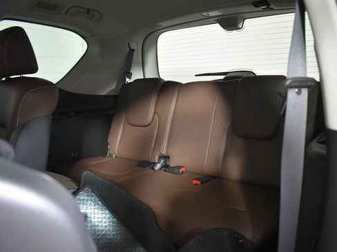 Used 2023 INFINITI QX80 Premium Select w/ All-Season Package image 33