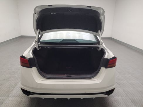 Used 2025 Nissan Altima 2.5 SV FWD image 29