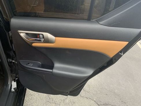 Used 2014 Lexus CT 200h w/ F Sport w/Nuluxe Interior FWD image 11