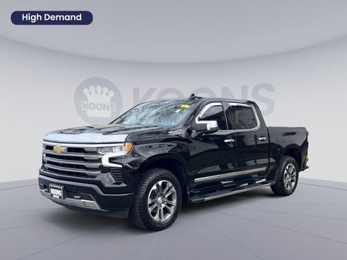 Used 2024 Chevrolet Silverado 1500 High Country AWD/4WD image 1