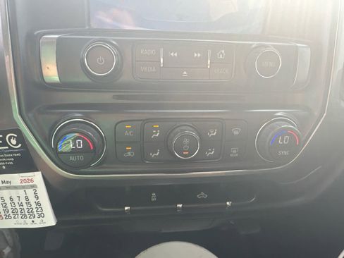 Used 2018 Chevrolet Silverado 1500 LT w/ All Star Edition AWD/4WD image 19