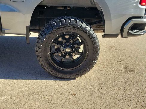 Used 2023 Chevrolet Silverado 1500 RST w/ Z71 Off-Road Package image 8