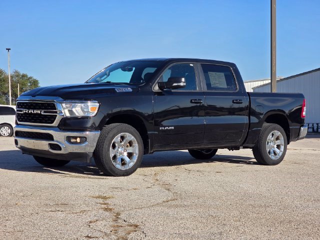 Used 2022 RAM 1500 Big Horn AWD/4WD image 3