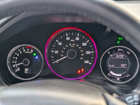 Used 2018 Honda HR-V EX-L image 16