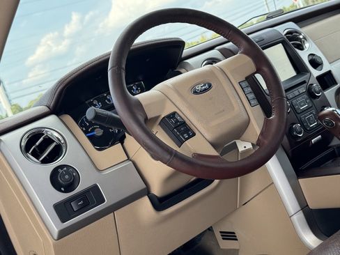 Used 2013 Ford F150 King Ranch w/ King Ranch Luxury Pkg image 4