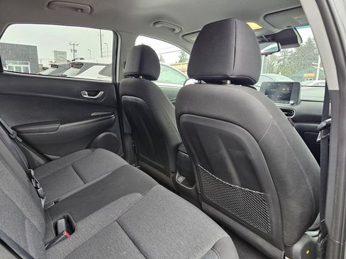 Used 2023 Hyundai Kona SE FWD image 13