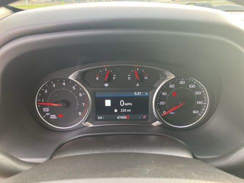 Used 2023 GMC Acadia SLT FWD image 22