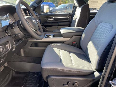 New 2026 RAM 1500 Big Horn AWD/4WD image 15