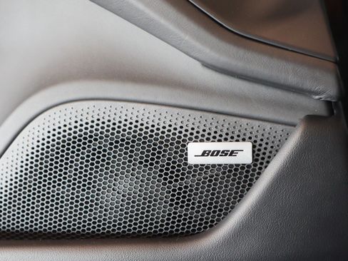 Certified 2024 Porsche Taycan image 20