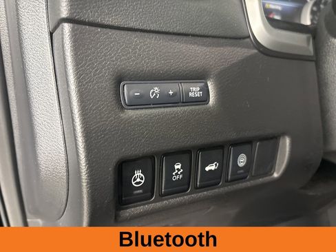 Used 2024 Nissan Murano SL image 11