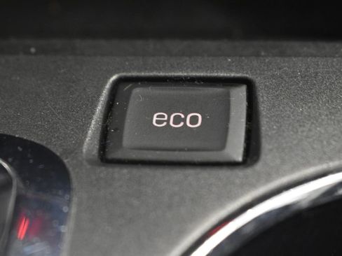 Used 2017 GMC Terrain SLE image 39