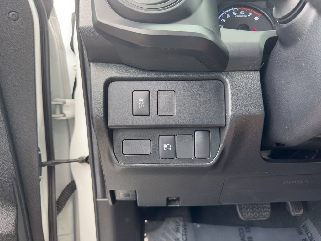 Used 2022 Toyota Tacoma SR RWD image 19