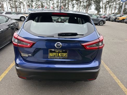 Used 2022 Nissan Rogue Sport S image 6
