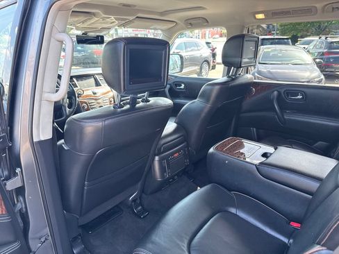 Used 2020 Nissan Armada Platinum w/ Captain's Chairs Package AWD/4WD image 41