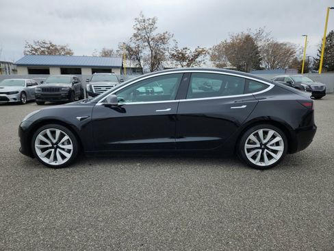 Used 2018 Tesla Model 3 Long Range AWD/4WD image 4