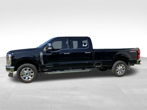 Used 2026 Ford F350 Lariat w/ Chrome Package AWD/4WD image 6
