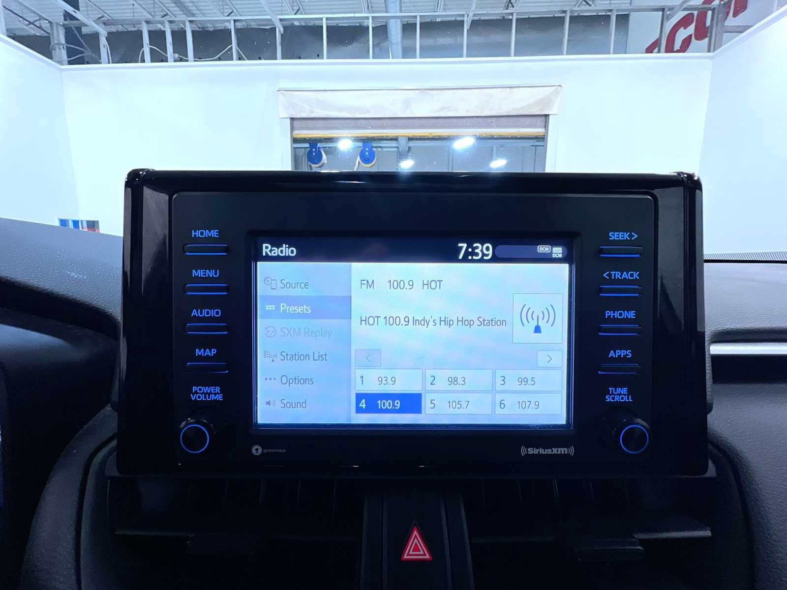 Used 2022 Toyota RAV4 XLE w/ Convenience Package AWD/4WD image 26