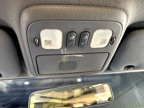 Used 1998 Toyota Land Cruiser image 32