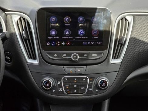 Used 2024 Chevrolet Malibu LT FWD image 13