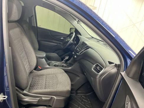 Used 2022 Chevrolet Equinox LT image 21