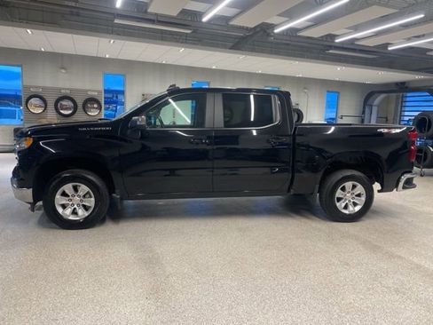 Certified 2025 Chevrolet Silverado 1500 LT image 12