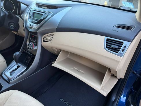 Used 2013 Hyundai Elantra GLS w/ Preferred Pkg FWD image 25