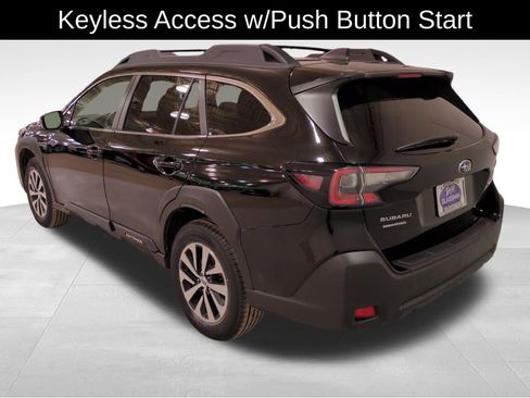 Used 2024 Subaru Outback Premium image 7