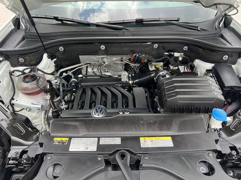 Used 2022 Volkswagen Atlas SE w/ Panoramic Sunroof Package FWD image 11