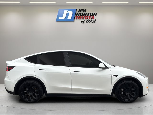 Used 2025 Tesla Model Y Long Range AWD/4WD image 6