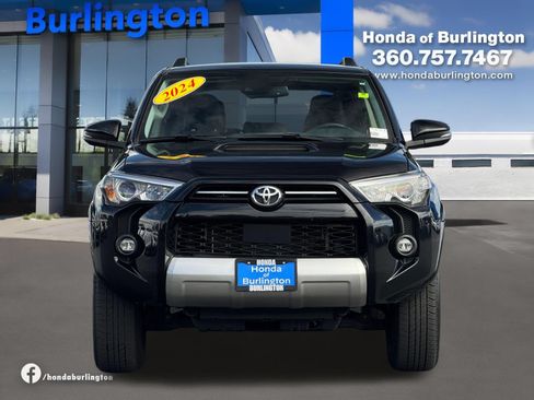 Used 2024 Toyota 4Runner TRD Off-Road Premium AWD/4WD image 10