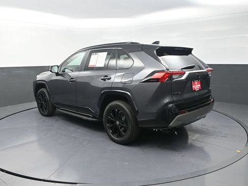 Used 2025 Toyota RAV4 XSE w/ Weather Package AWD/4WD image 6