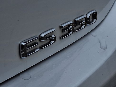 Certified 2023 Lexus ES 350 w/ Premium Package FWD image 32