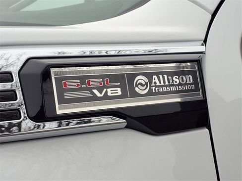 New 2025 GMC Sierra 2500 SLT w/ SLT Convenience Package image 27