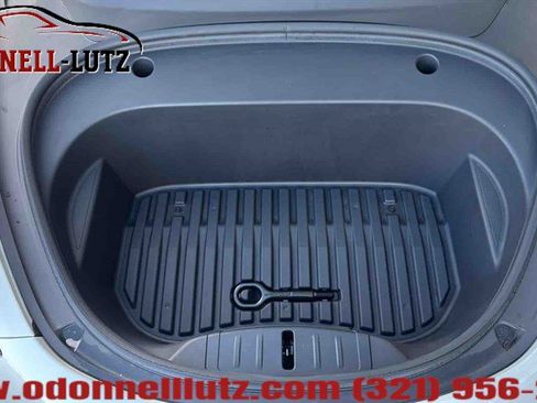Used 2023 Tesla Model 3 Standard Range image 29