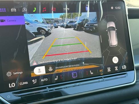 New 2026 Volkswagen Tiguan SE R-Line image 43