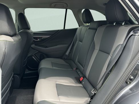 Certified 2025 Subaru Outback Onyx Edition AWD/4WD image 25