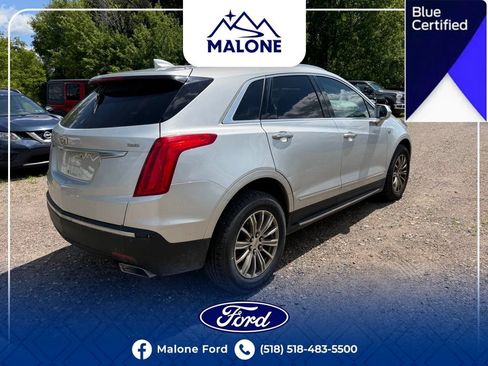 Used 2017 Cadillac XT5 Luxury w/ Driver Awareness Package AWD/4WD image 7