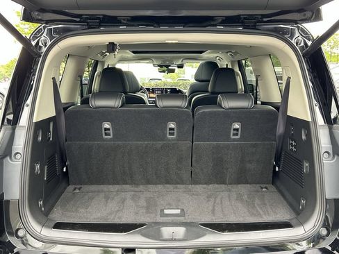 Certified 2025 INFINITI QX80 Sensory AWD/4WD image 28