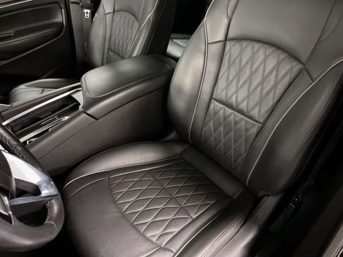 Certified 2024 Buick Enclave Avenir w/ Avenir Technology Package image 20