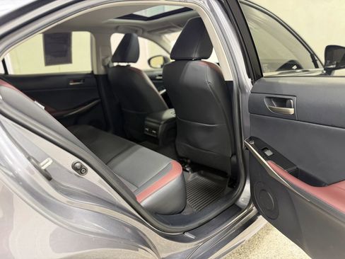 Used 2019 Lexus IS 300 AWD w/ Navigation Package image 28